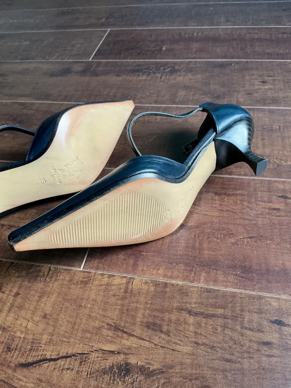 Italian leather navy ankle strap pointed toe heels size 5 | minimalist CBK - Picture 7 of 13